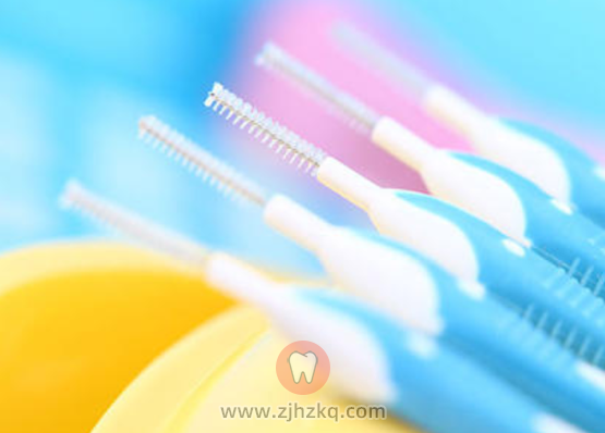 牙刷牙线牙缝刷冲牙器科普