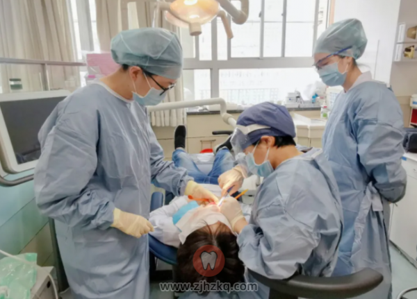 **口腔科副主任林军主任正畸看牙记