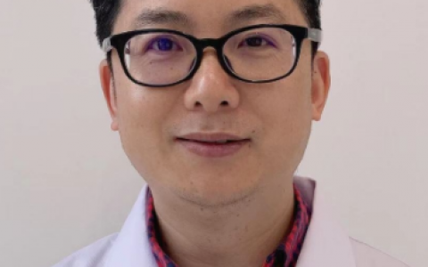 杭州禾木口腔种植牙医生蒋峰