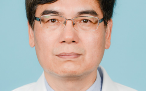 市一医院口腔科陈建平