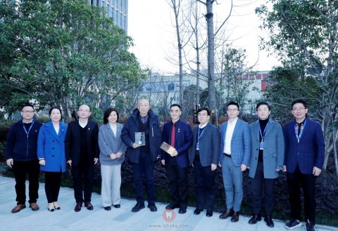 巴德年院士的银杏树植入**口腔林