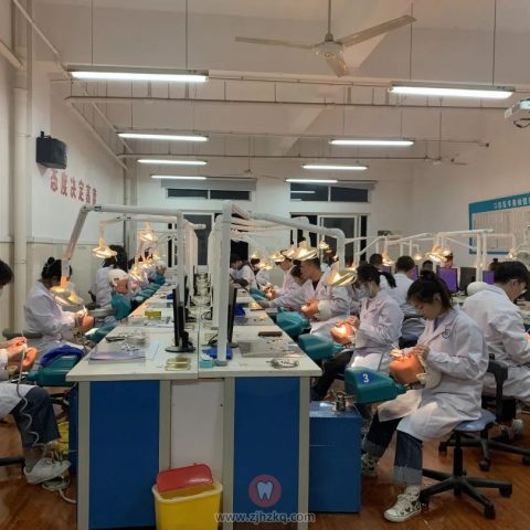 杭州****口腔**开展新学期教学检查工作