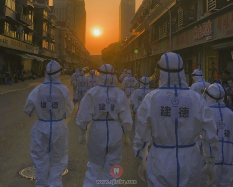 **建医人全力以赴尽锐出战