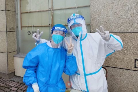 杭州雅乐口腔医护全力配合支援核酸检测工作