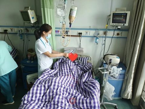 杭州老大爷拔牙后反复咳嗽咳痰一度呼吸衰竭