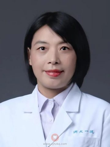 022年**口腔“最美教师”候选人姚华"