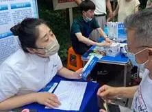 杭州口腔医院和睦院区走进小河佳苑开展口腔义诊活动